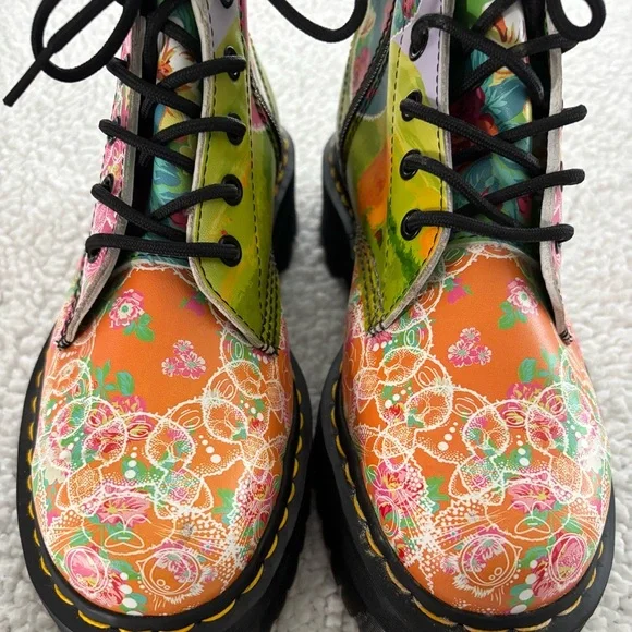Dr. Martens Jadon Daze Boots. US Women’s Sz 9.  Excellent Condition. No Box. - Picture 2 of 16